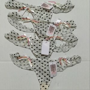 Woman thongs panties underwear size medium 4pc